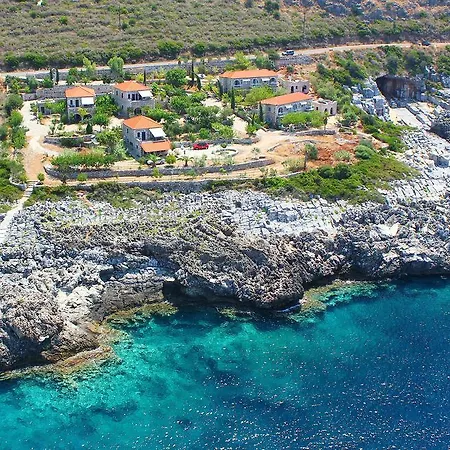Katafigio Homes Riglia